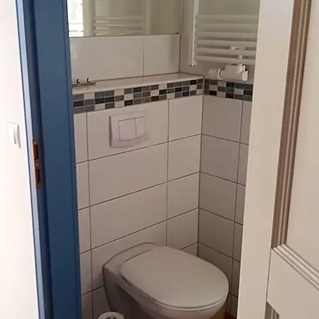 Bed & Breakfast Altes Pfarrhaus Neuenkirchen auf Rugen
